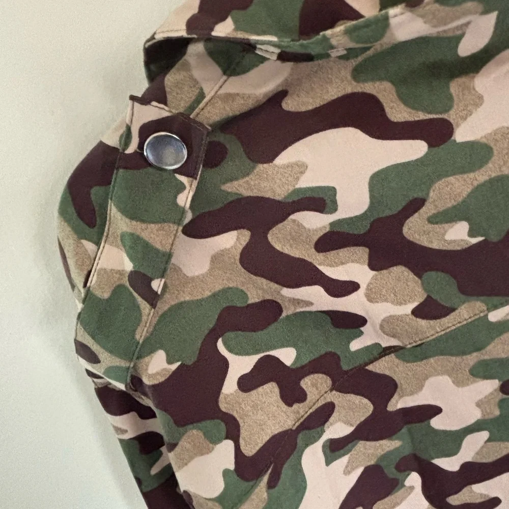Zara Men's Green Camouflage Button Down Shirt - Picture 4 of 6
